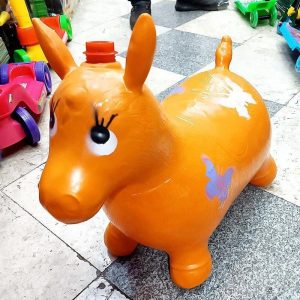 حیوانات بادی ( گوزن اسب الاغ گاو )